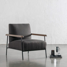 SAUVAGE ESSAN ARMCHAIR | BLACK