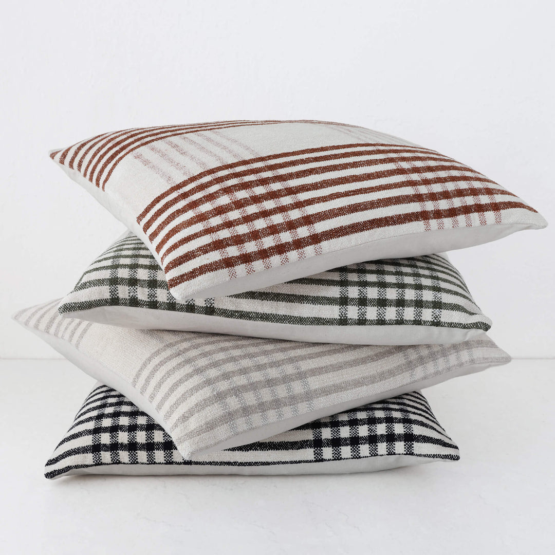 SERRAVILLE CUSHION COLLECTION | ANGLE STACK