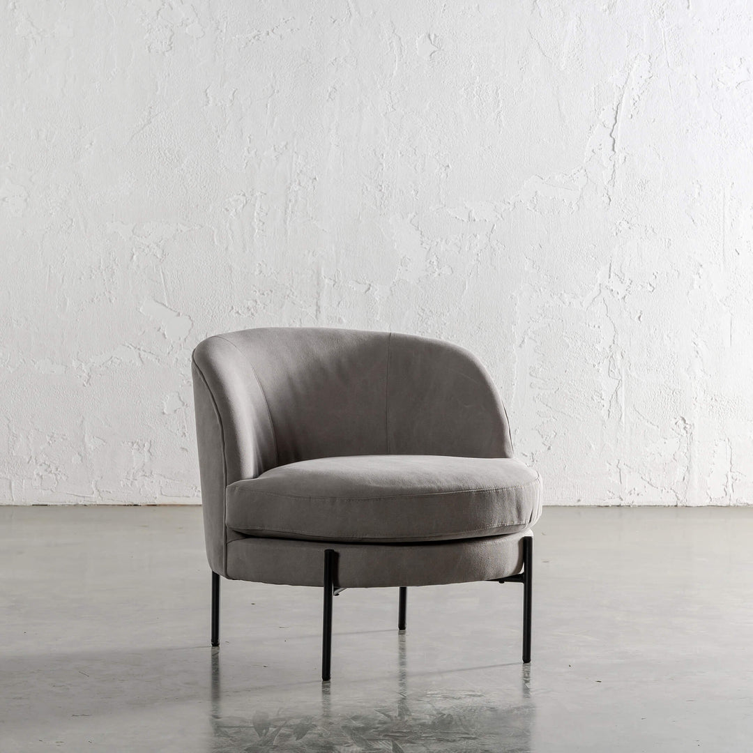 SEVILLA MODERNA TUB CHAIR ANGLED   |  OYSTER LINEN