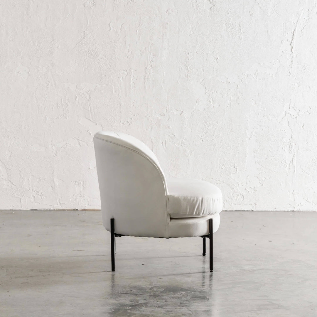 SEVILLA MODERNA TUB CHAIR | POLAR WHITE | SIDE VIEW