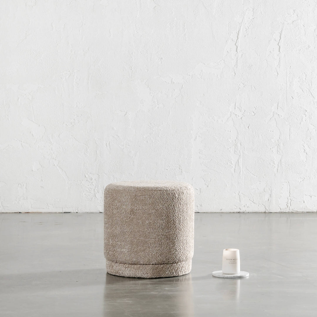 SEVILLA ORGANIC ROUND OTTOMAN  |  SAHARA DUNE BOUCLE