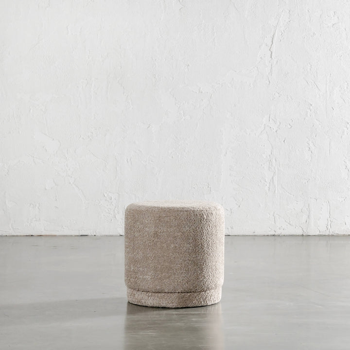 SEVILLA ORGANIC ROUND OTTOMAN  |  SAHARA DUNE BOUCLE