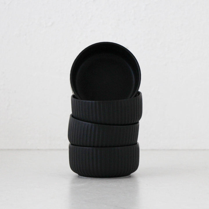 SHALLOW RIBBED CERAMIC BOWL | MATT BLACK | 4 STACKED