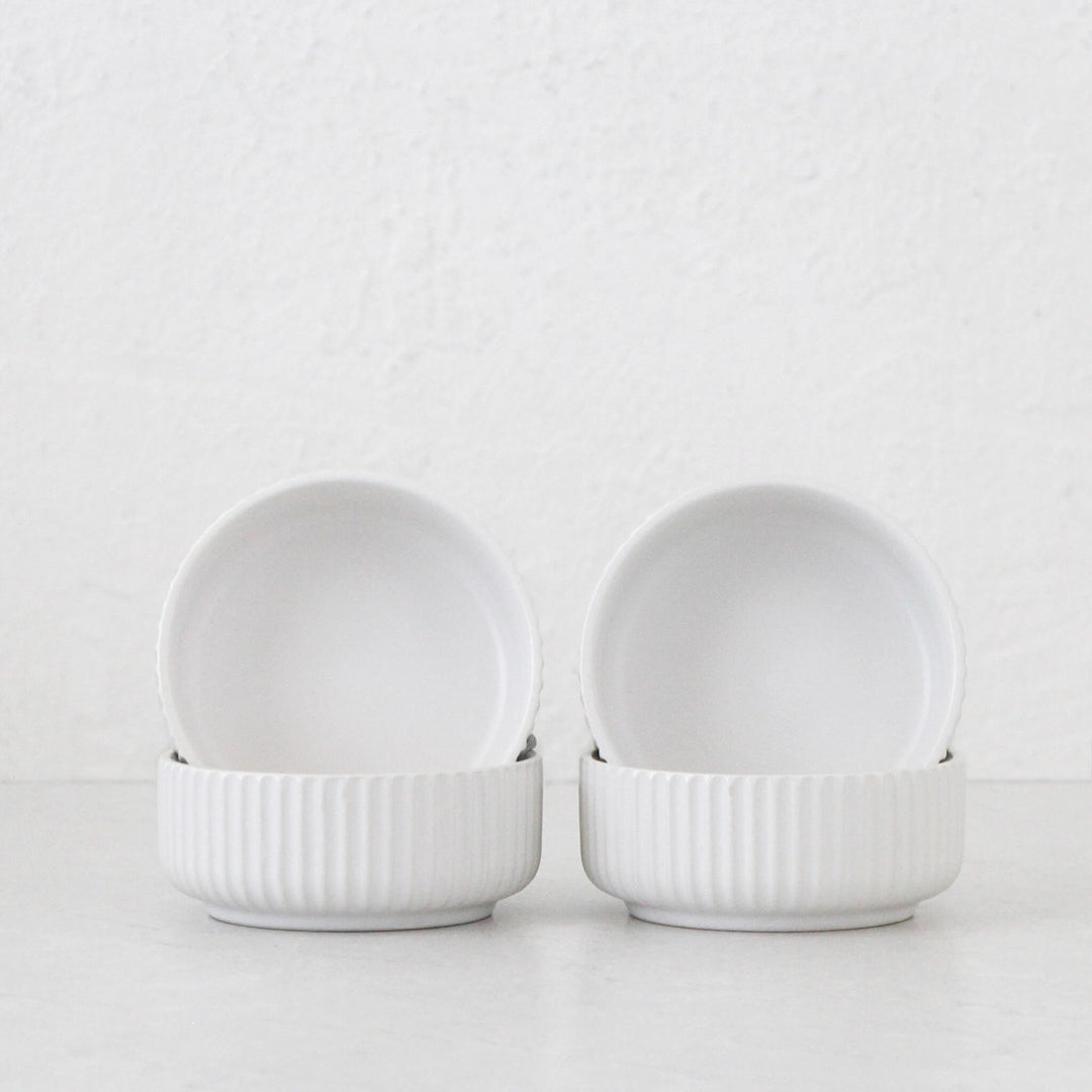 SHALLOW RIBBED CERAMIC BOWL | MATTE WHITE