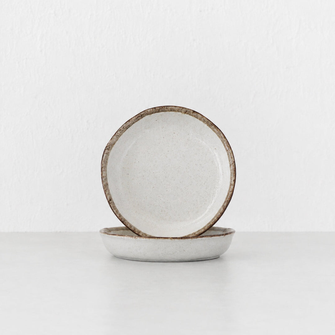 SHIROKARATSU CERAMIC LARGE DISH  |  NATURAL GLAZE  |  19CM