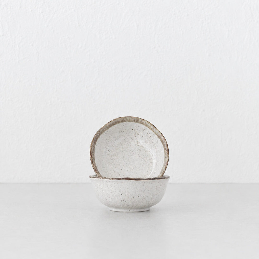 SHIROKARATSU CERAMIC SMALL DISH  |  NATURAL GLAZE  |  8.5CM
