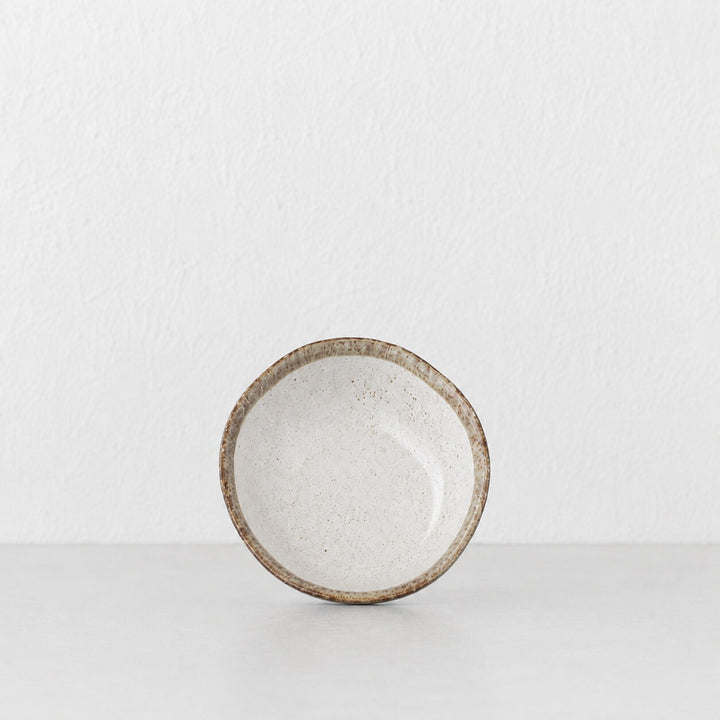 SHIROKARATSU CERAMIC SMALL DISH  |  NATURAL GLAZE  |  8.5CM