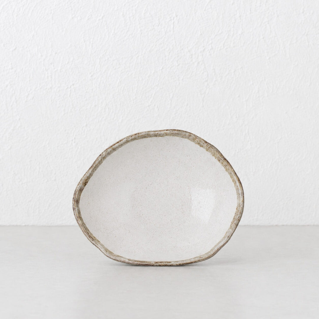 SHIROKARATSU CERAMIC MEDIUM BOWL  |  NATURAL GLAZE  |  21CM