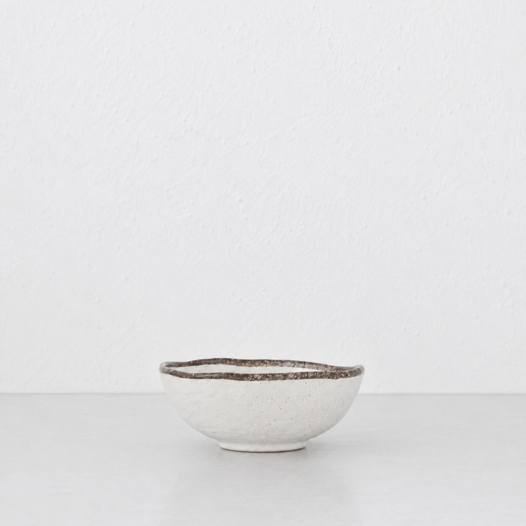 SHIROKARATSU CERAMIC SMALL BOWL  |  NATURAL GLAZE  |  15CM