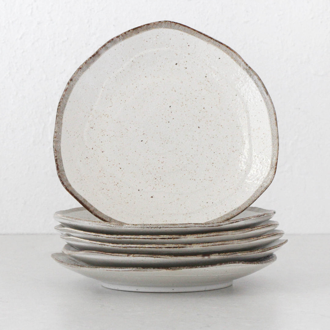 SHIROKARATSU CERAMIC LARGE TRIANGULAR PLATTER BUNDLE x6  |  NATURAL GLAZE  |  27CM