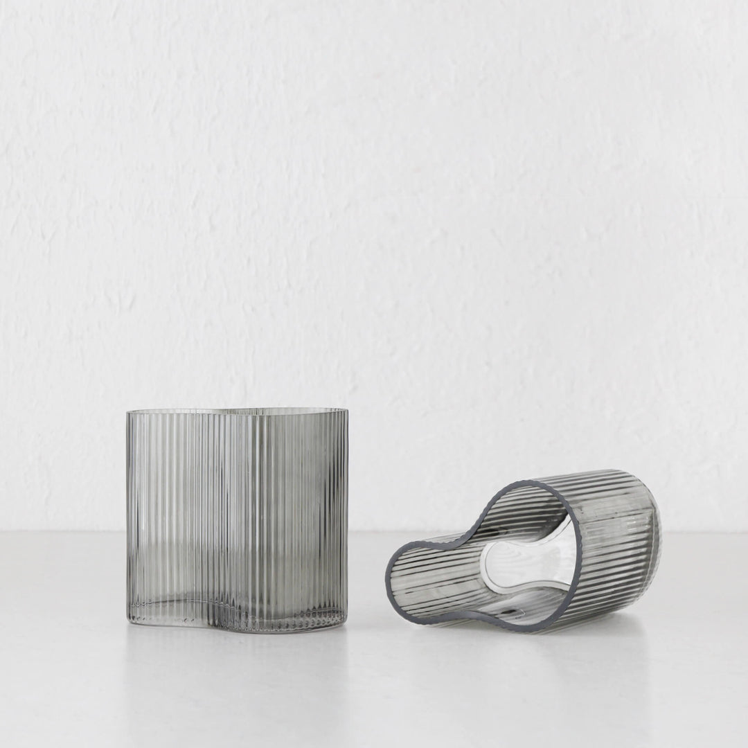 SMOKE GREY RIBBED VASE BUNDLE X2 | MEDIUM | GREY