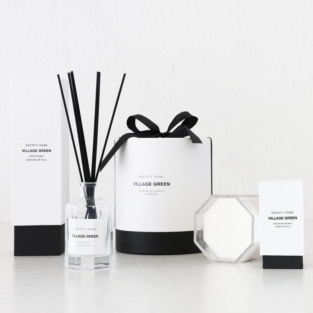 SOCIETY HOME  |  SCENTED SOY CANDLE  |  1.6KG  |  VILLAGE GREEN
