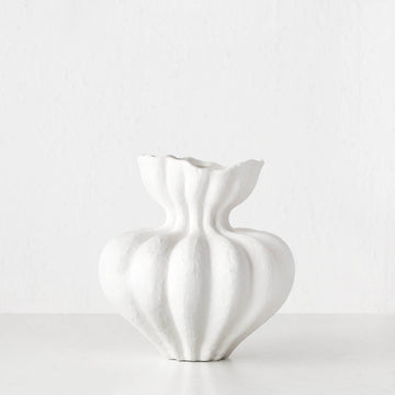 LIVING BY DESIGN EXCLUSIVE  |  SOLTZE CERAMIC VASE | LARGE  |  NATURAL WHITE CERAMIC