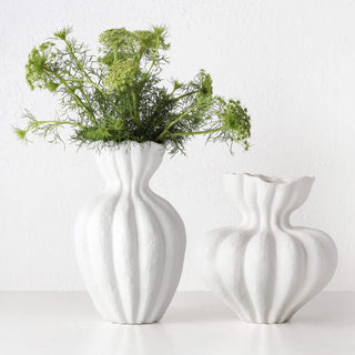 LIVING BY DESIGN EXCLUSIVE  |  SOLTZE CERAMIC VASE BUNDLE X2  |  M + L  |  NATURAL WHITE CERAMIC