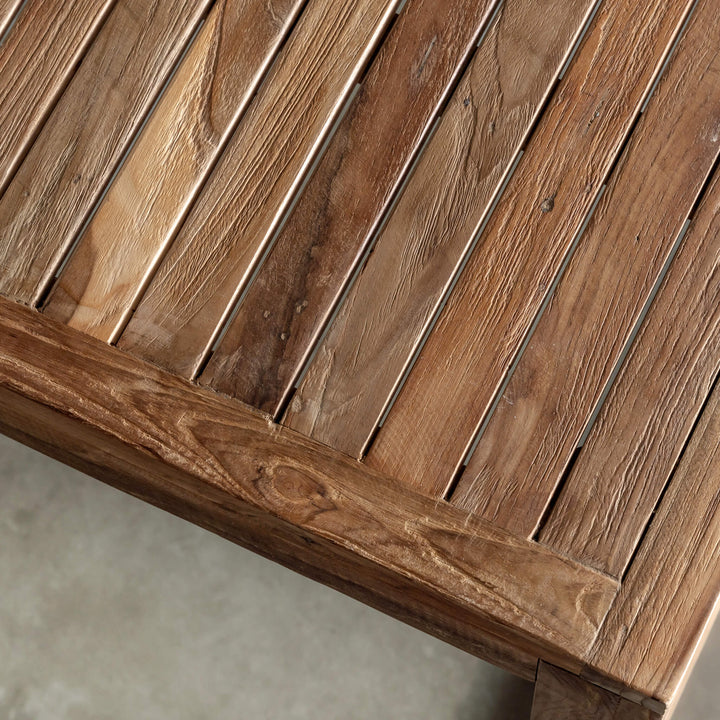 SORENSEN TEAK SLATTED DINING TABLE CLOSE UP