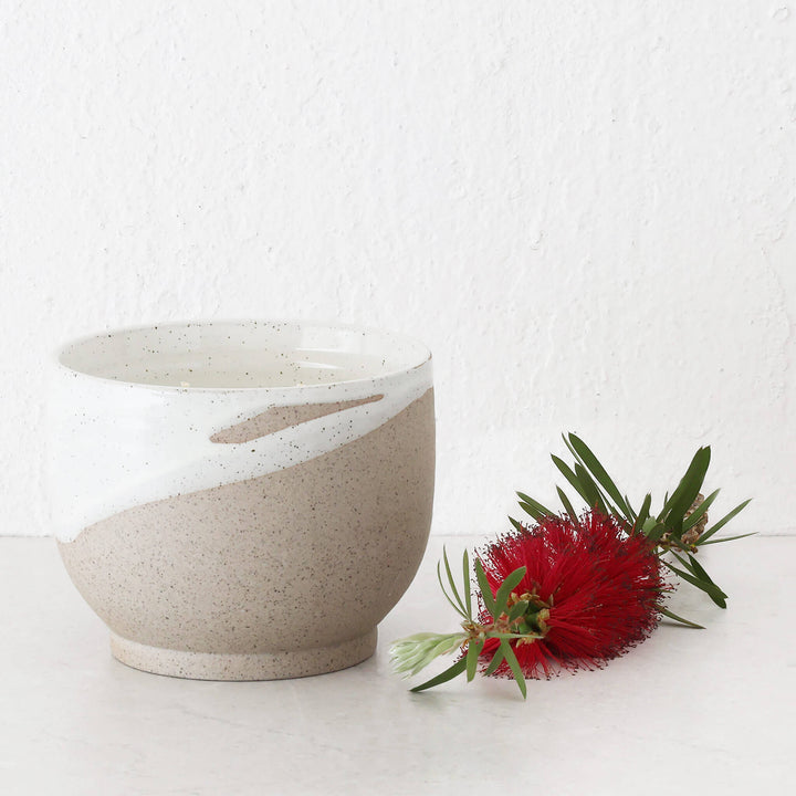 STUDIO MCKENNA  |  LUNARA SCENTED 600G CANDLE  |  SHADOW IN BLOOM