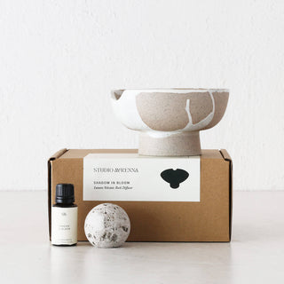 STUDIO MCKENNA  |  LUNARA SCENTED DIFFUSER SET  |  SHADOW IN BLOOM