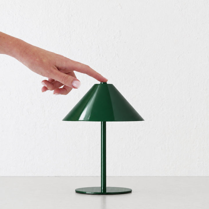 SAN CARLO LED RECHARGEABLE INDOOR/OUTDOOR LAMP  |  21CM  |  GREEN