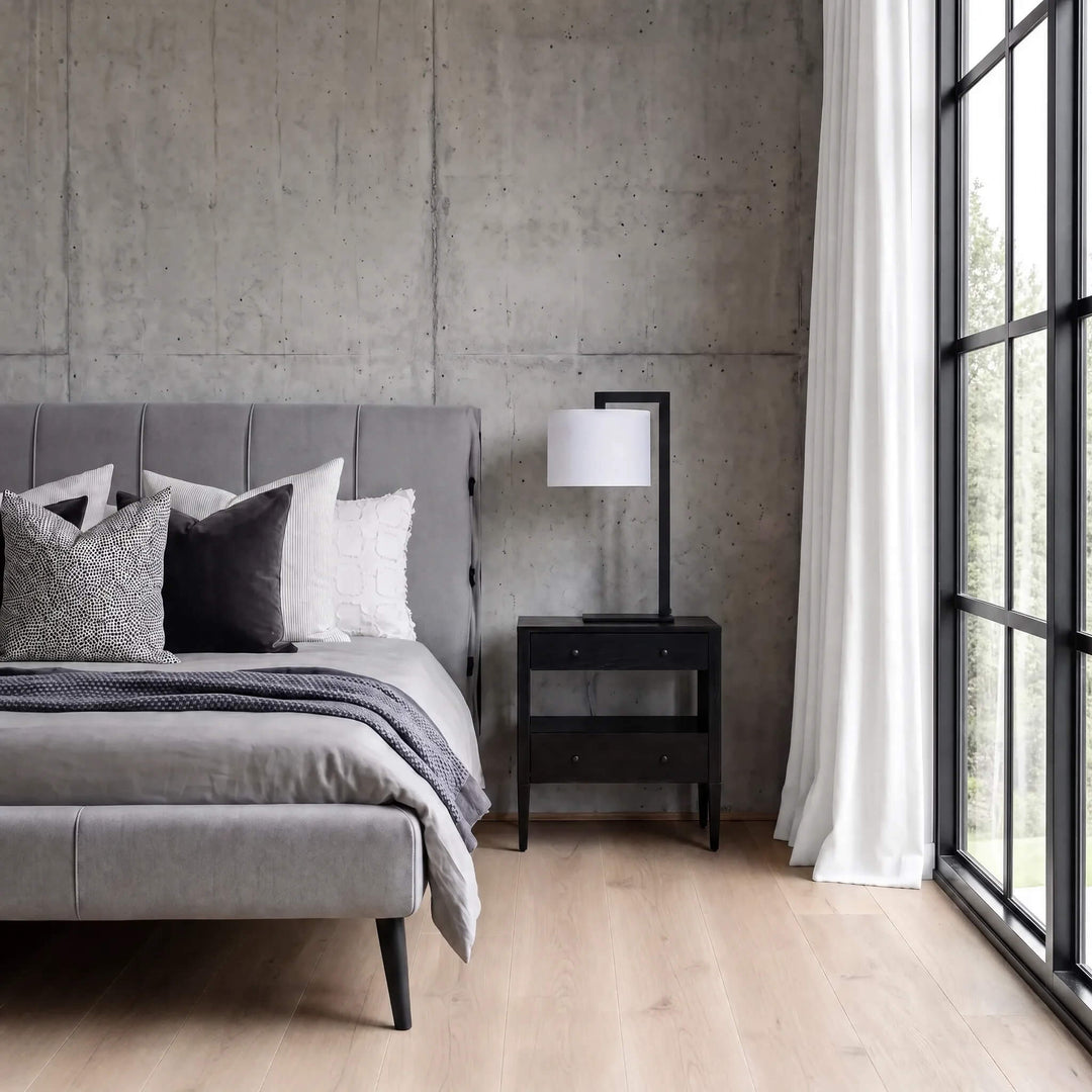 SANTANA TABLE LAMP  |  66CM  |  BLACK METAL + WHITE LINEN