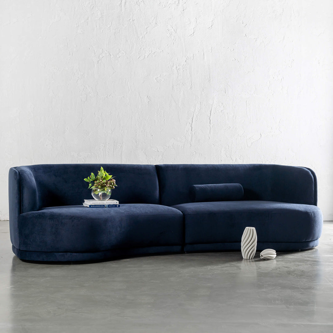 SAUVEUSE ROUNDED 4 SEATER SOFA  |  COMMANDES NAVY TEXTURED VELOUR