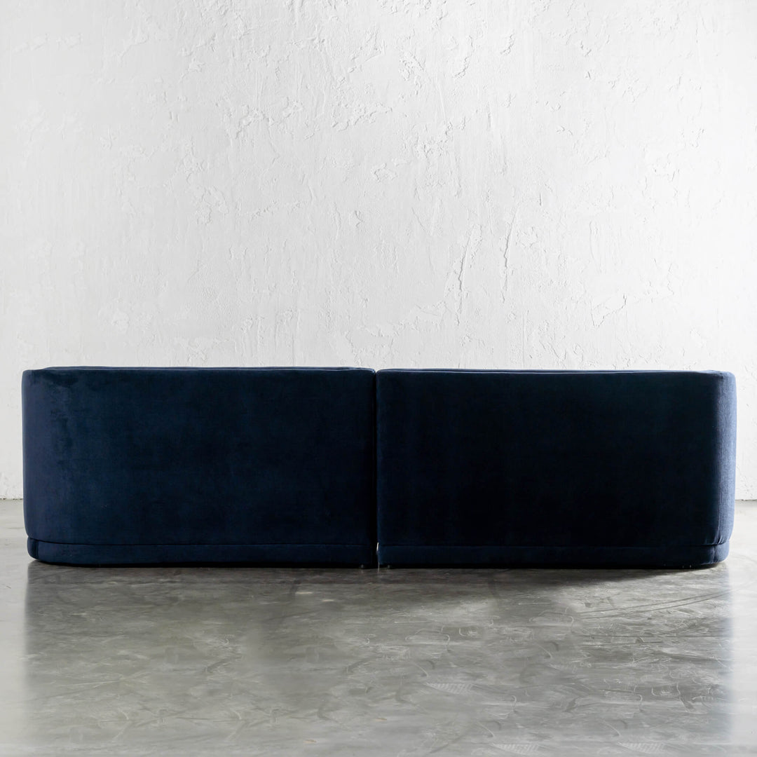 SAUVEUSE ROUNDED 4 SEATER SOFA  |  COMMANDES NAVY TEXTURED VELOUR
