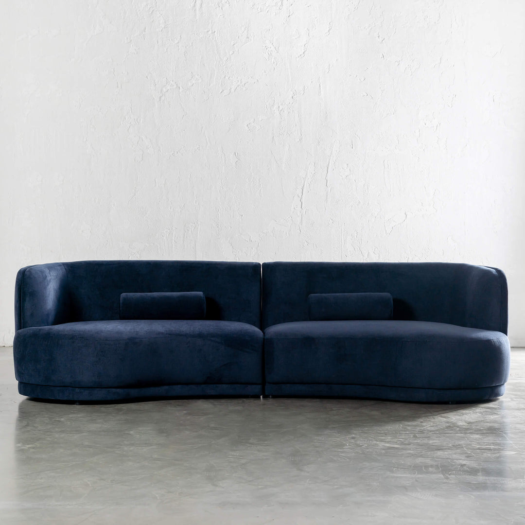 SAUVEUSE ROUNDED 4 SEATER SOFA  |  COMMANDES NAVY TEXTURED VELOUR