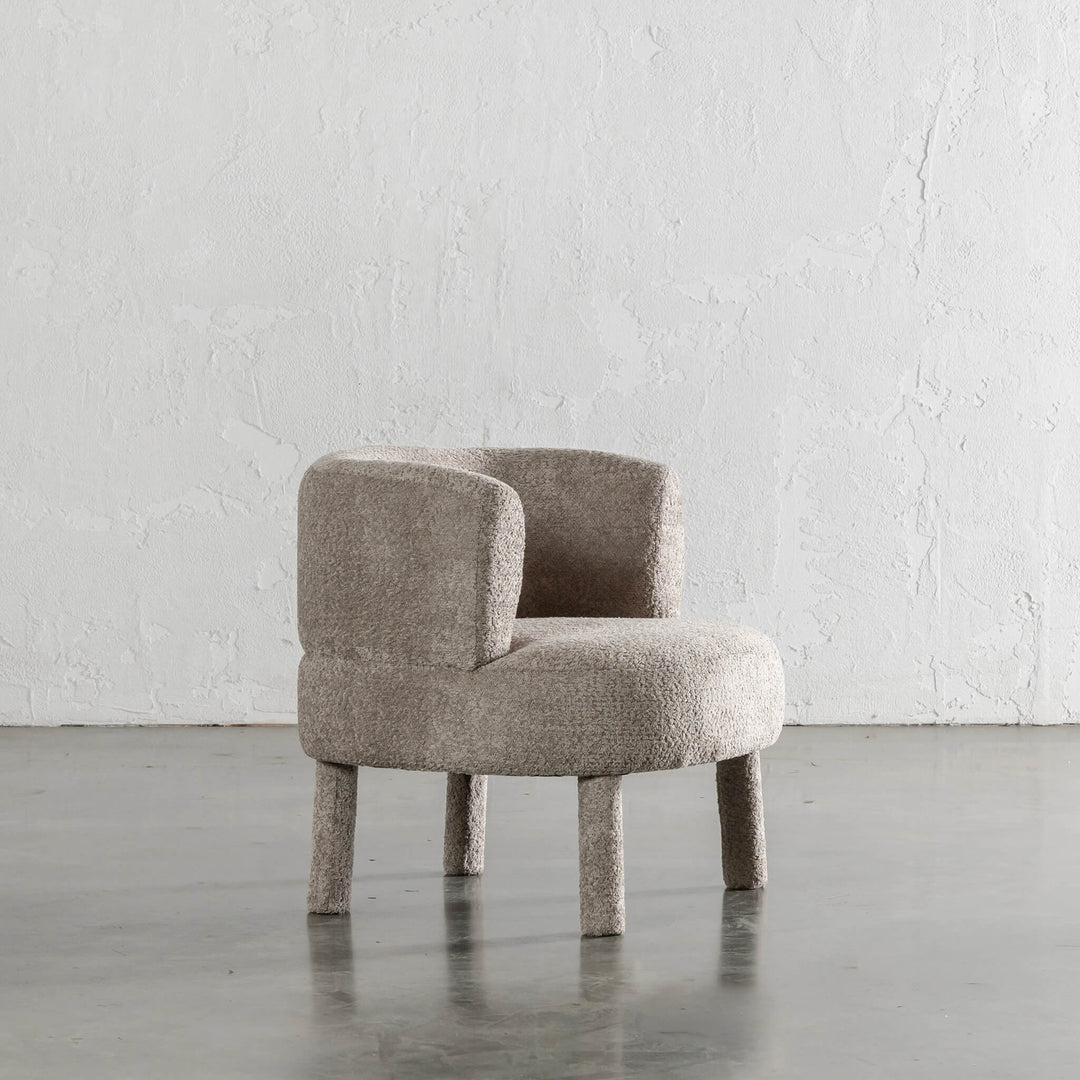 SEVILLA CURVE ARMCHAIR ANGLED  |  SAHARA DUNE BOUCLE