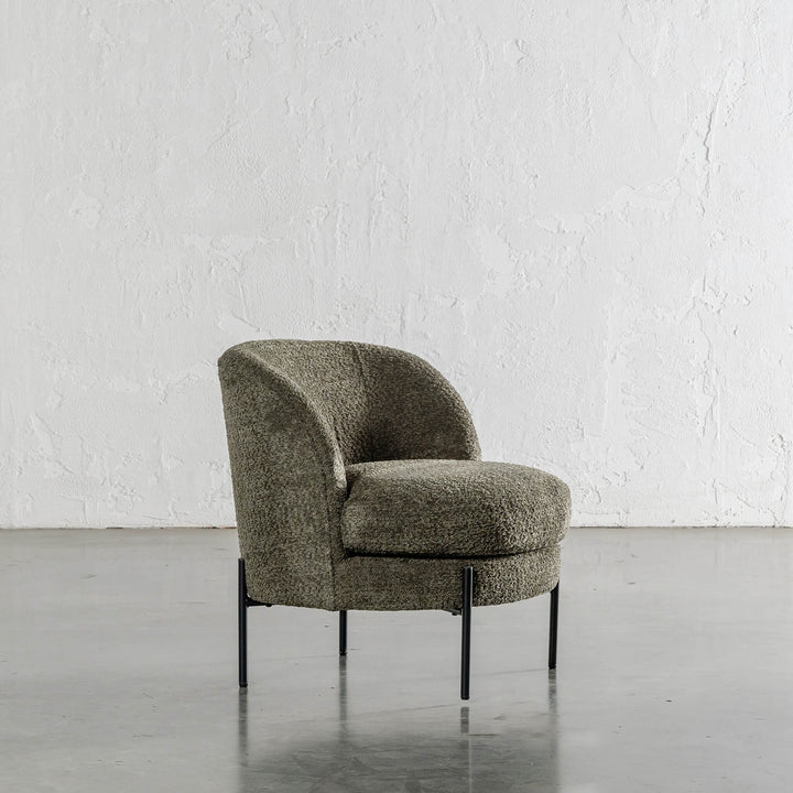 SEVILLA MODERNA TUB CHAIR ANGLED  |  MANGROVE LEAF BOUCLE