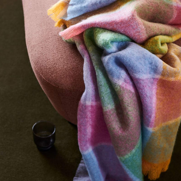 ST ALBANS MOHAIR THROW RUG  |  LIZZIE