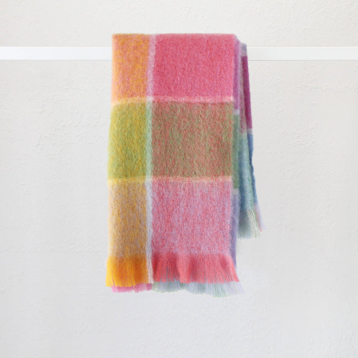 ST ALBANS MOHAIR THROW RUG | LIZZIE