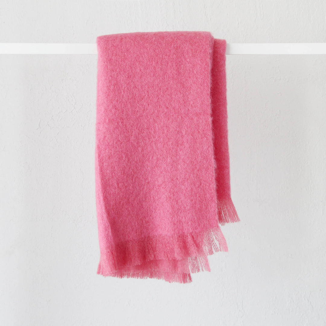 ST ALBANS MOHAIR THROW RUG  |  ROSE