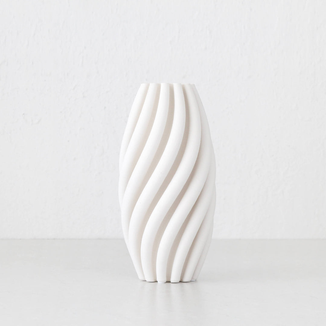 STELLA VASE 29CM  |  MATTE WHITE