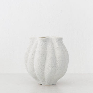 TARTU VASE  |  MEDIUM 22CM  |  CERAMIC + WHITE SAND GLAZE