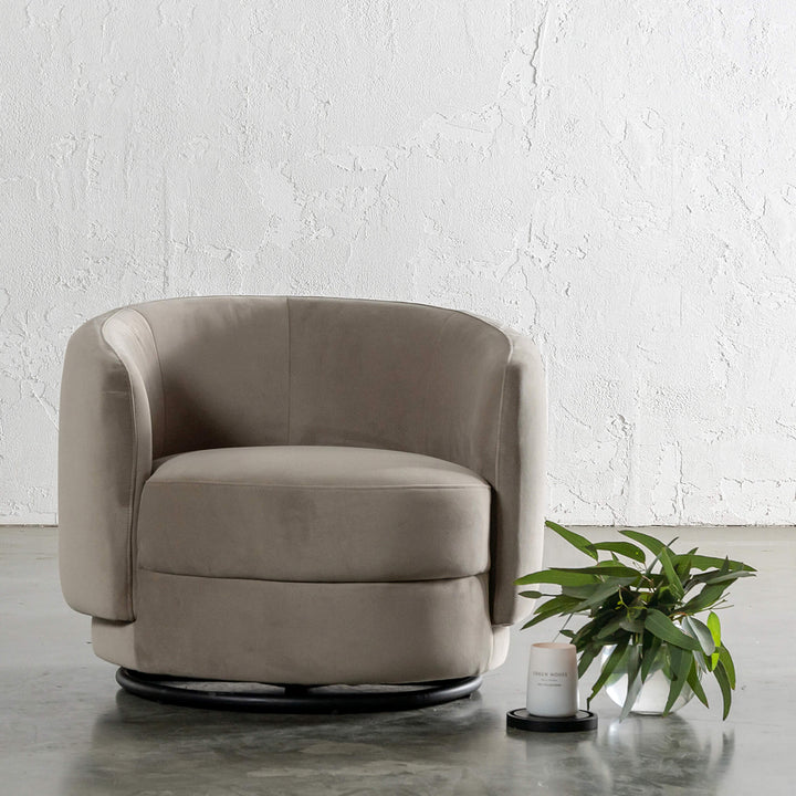 TRAVECY CURVED SWIVEL ARMCHAIR | SANDBAR TAUPE