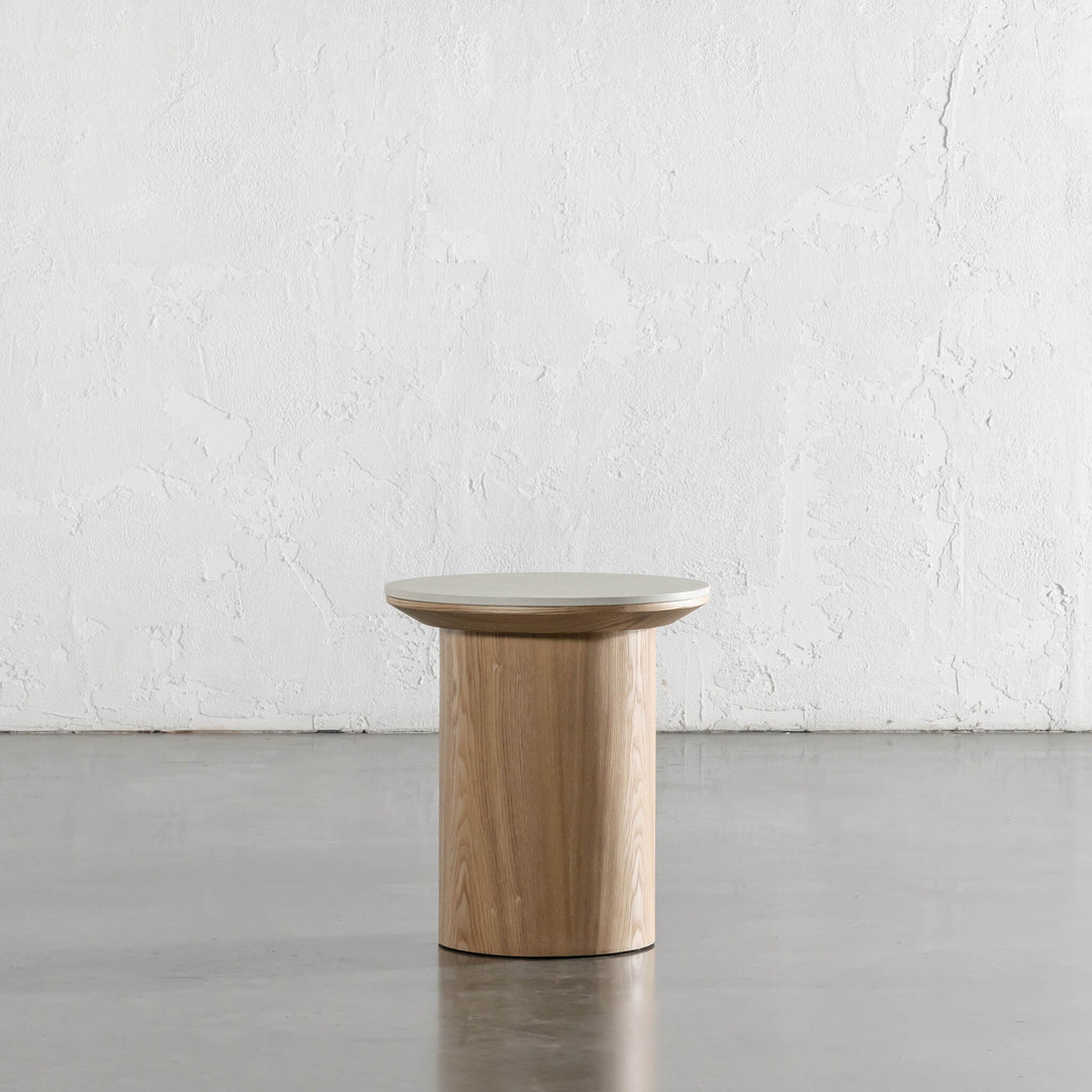 TREVELO SIDE TABLE  |  BIRCH ASH WOOD GRAIN  |  TRAVERTINE TUMBLED BEIGE CERAMICA TOP