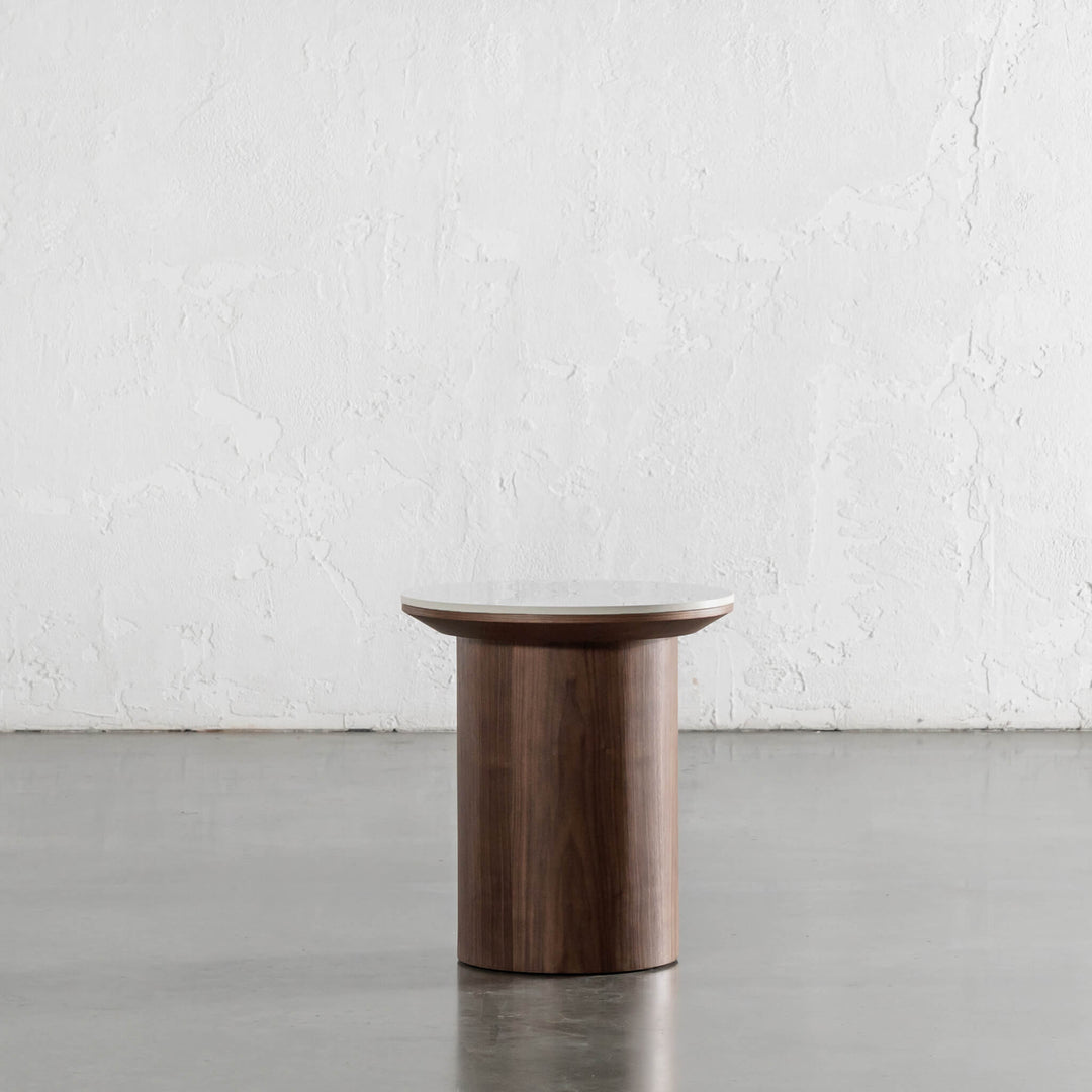TREVELO SIDE TABLE  |  DEEP WALNUT  WOOD GRAIN  |  CARRARA BIANCO CERAMICA TOP