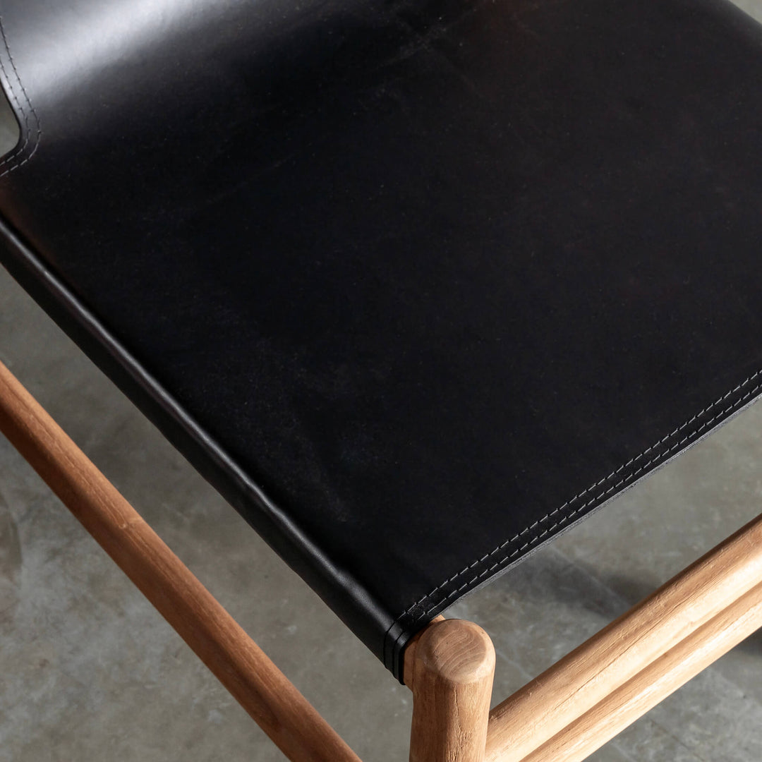 TRIENT LEATHER DINING CHAIR  |  BLACK NOIR CLOSE UP