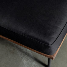 TRIESTE DAYBED BENCH CLOSE UP  |  NOIR BLACK