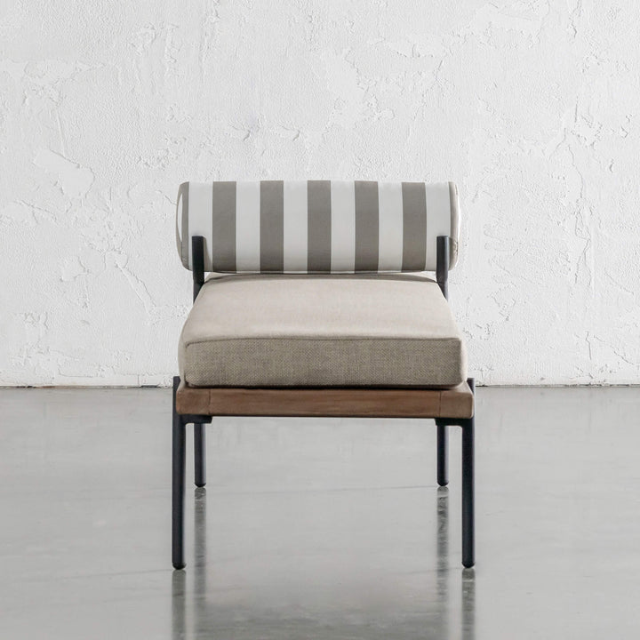 TRIESTE DAYBED BENCH  |  BALSA STONE + WHITE SEASIDE STRIPE