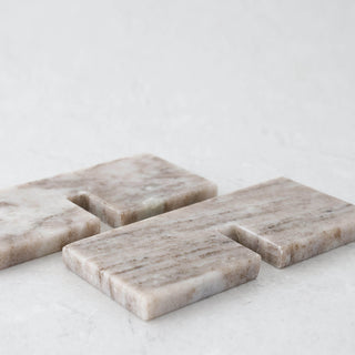 MARX MARBLE SCULPTURE TRIVET  |  17CM  |  BEIGE MARBLE