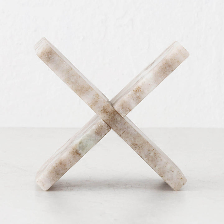 MARX MARBLE SCULPTURE TRIVET  |  17CM  |  BEIGE MARBLE