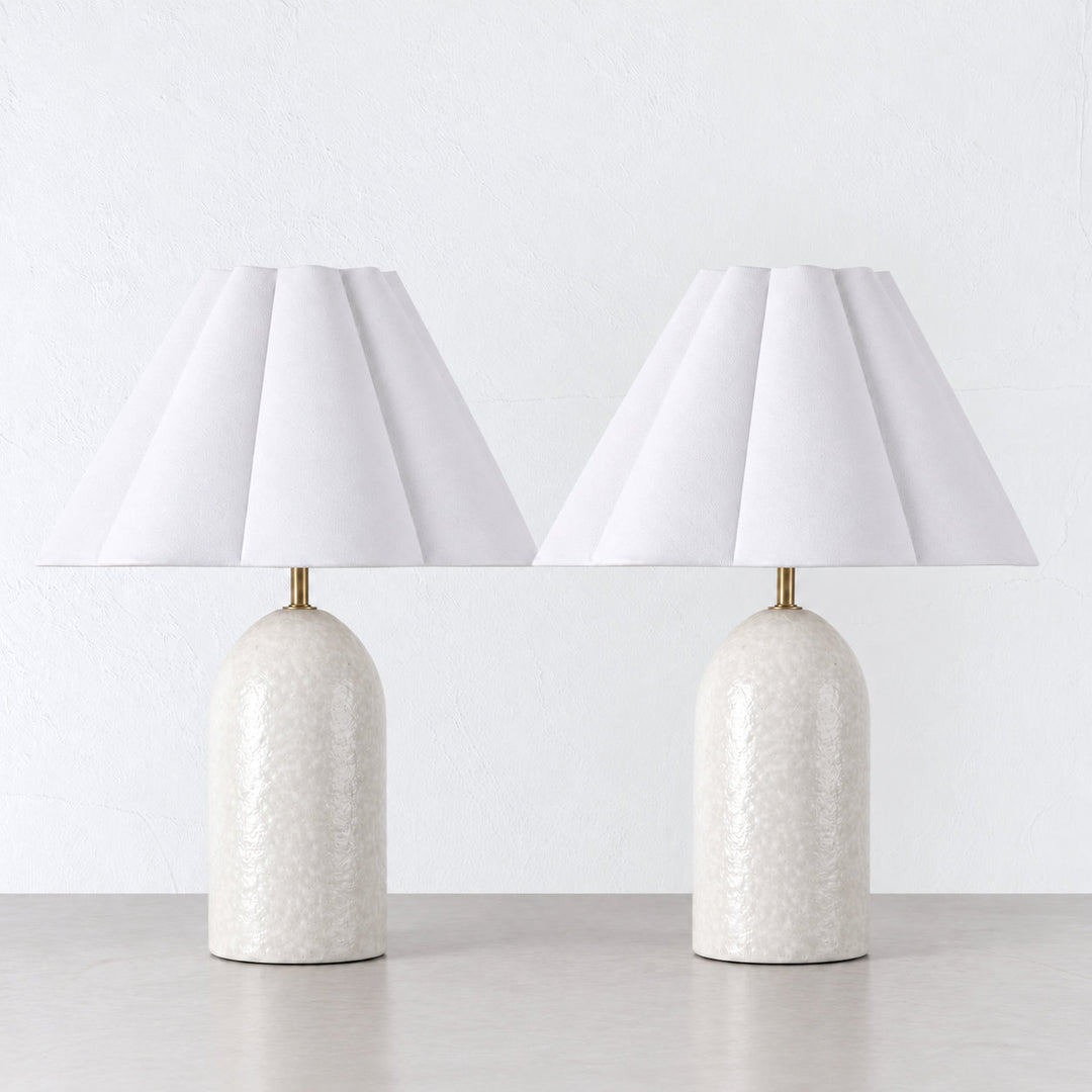 VERDURO TABLE LAMP  |  42CM  |  CERAMICA WHITE + LINEN SHADE