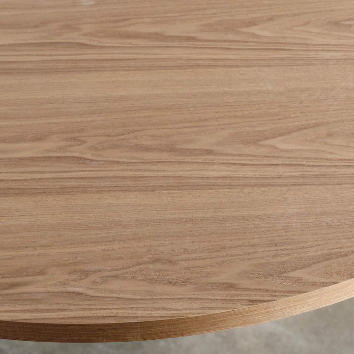 VITOLO ROUND DINING TABLE | BIRCH ASH WOOD GRAIN | 150CM | CLOSEUP