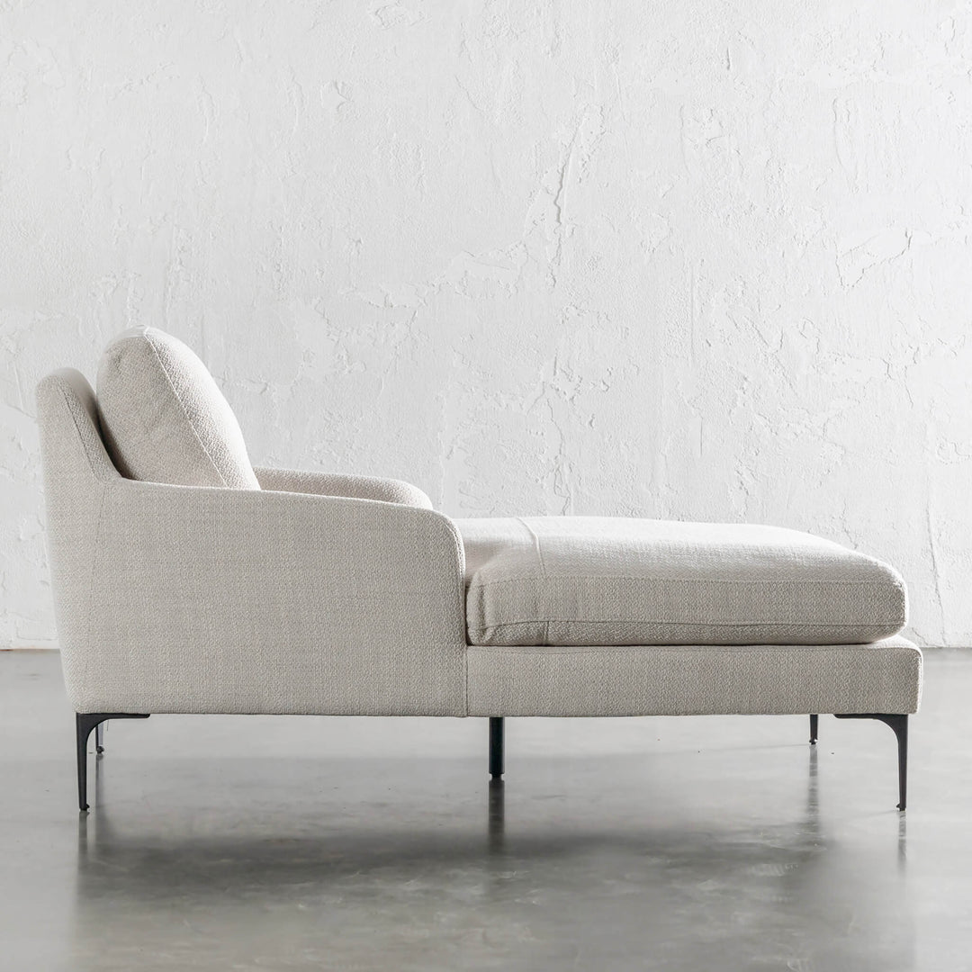 VITTORIA CHAISE LOUNGE CHAIR  |  CHALKSTONE WEAVE