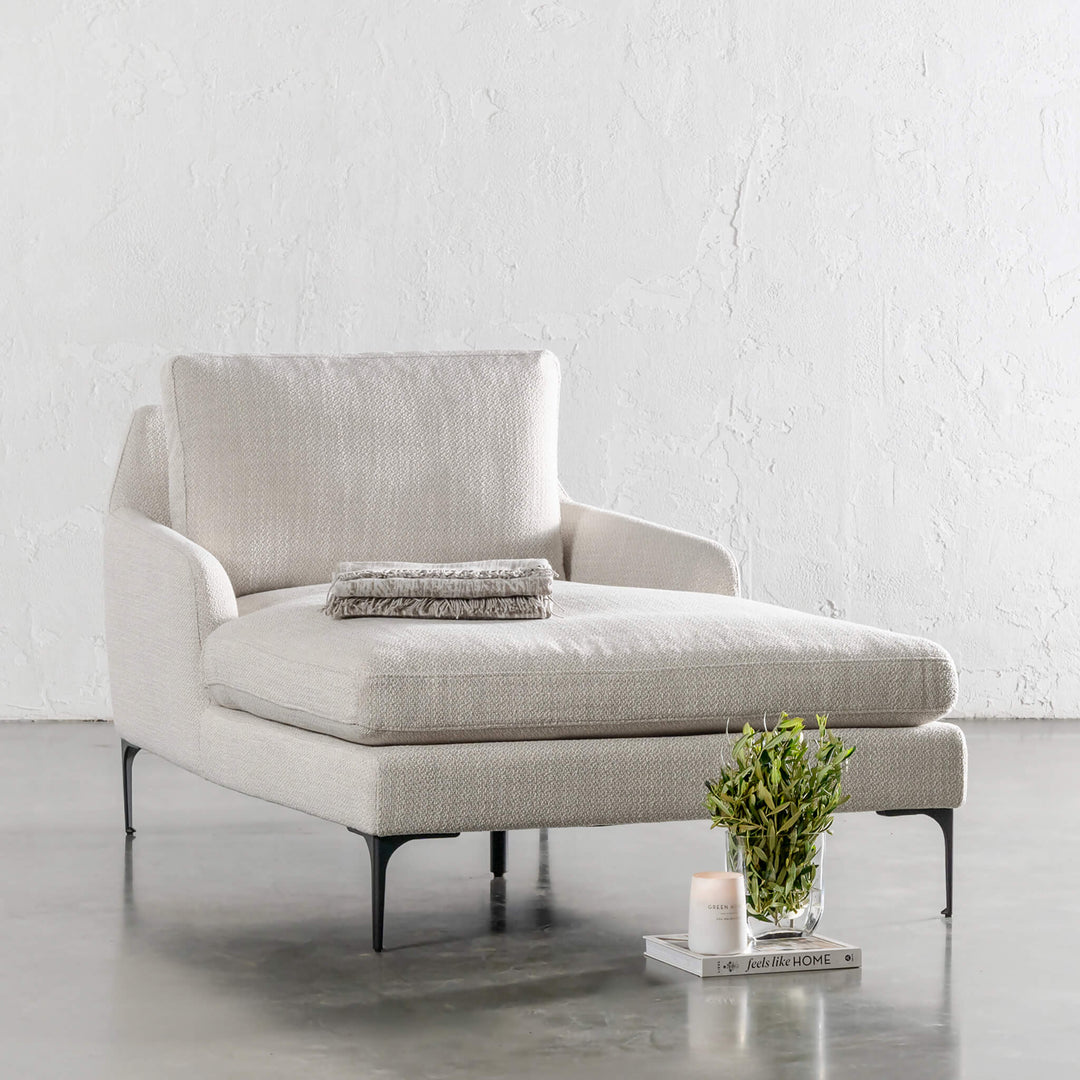 VITTORIA CHAISE LOUNGE CHAIR  |  CHALKSTONE WEAVE