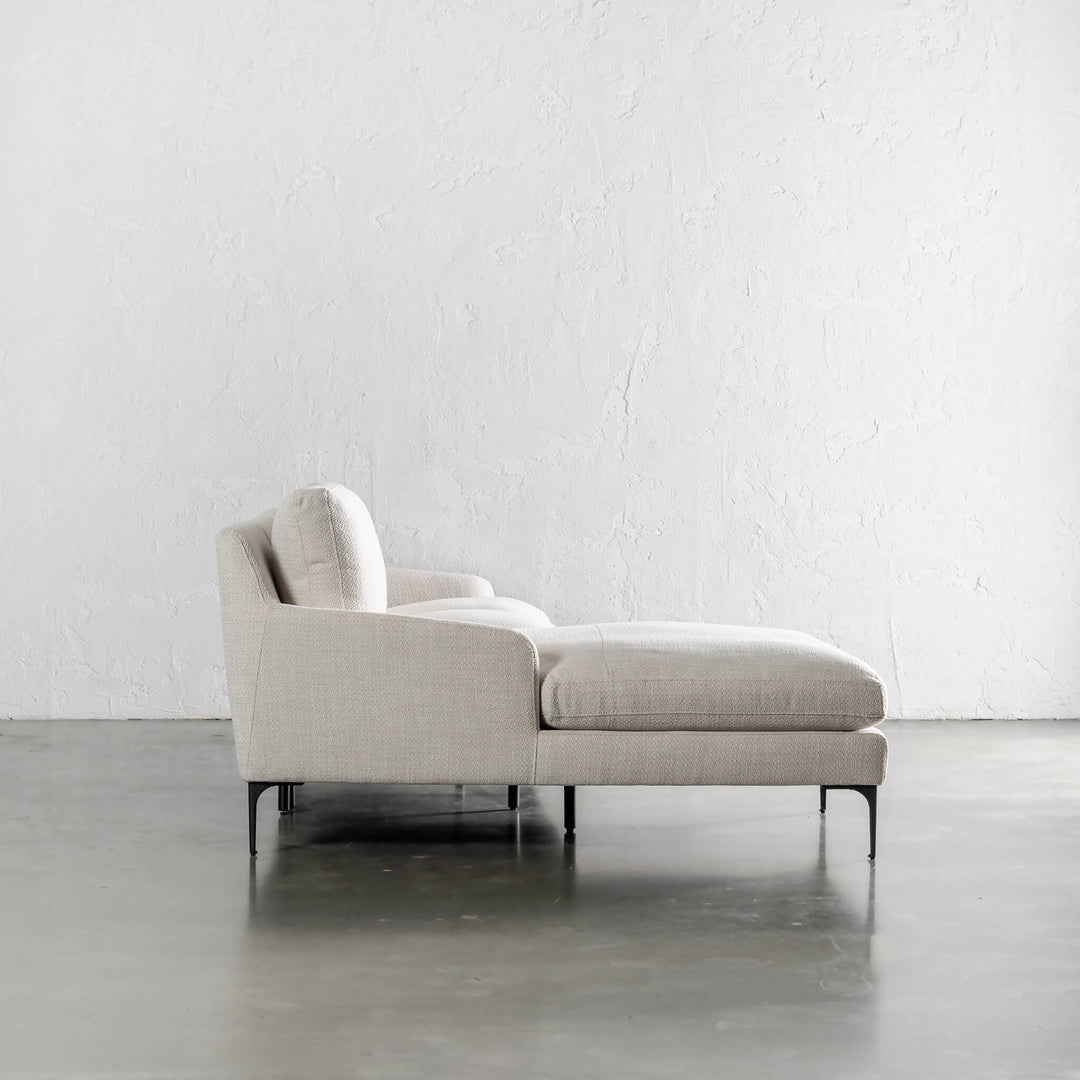 VITTORIA MODULAR SOFA LOUNGE  |  CHALKSTONE WEAVE