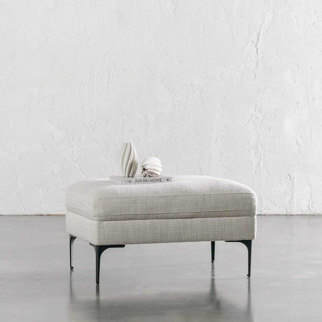 VITTORIA OTTOMAN  |  CHALKSTONE WEAVE