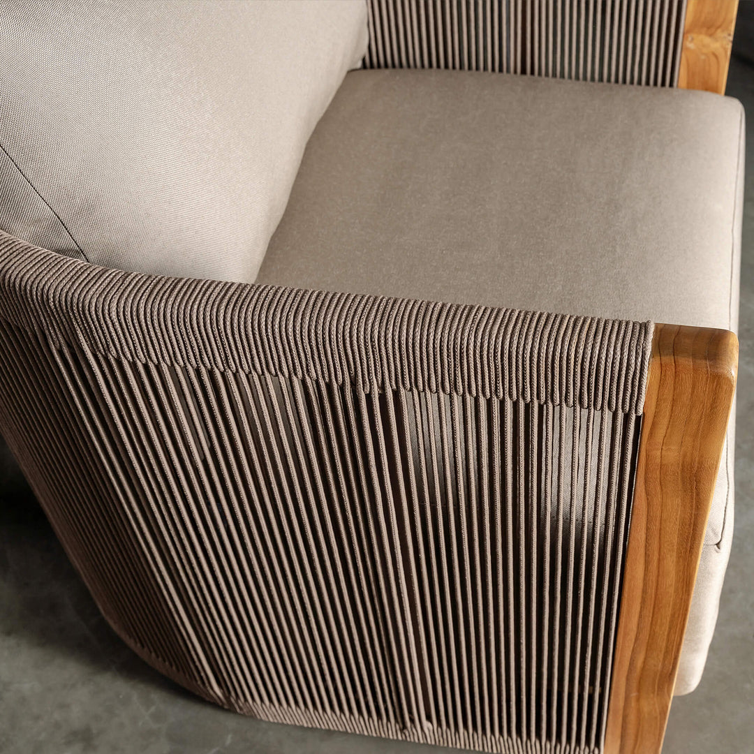 VALLECITO INDOOR/OUTDOOR ARMCHAIR  |  BIRCH BARK CLOSE UP