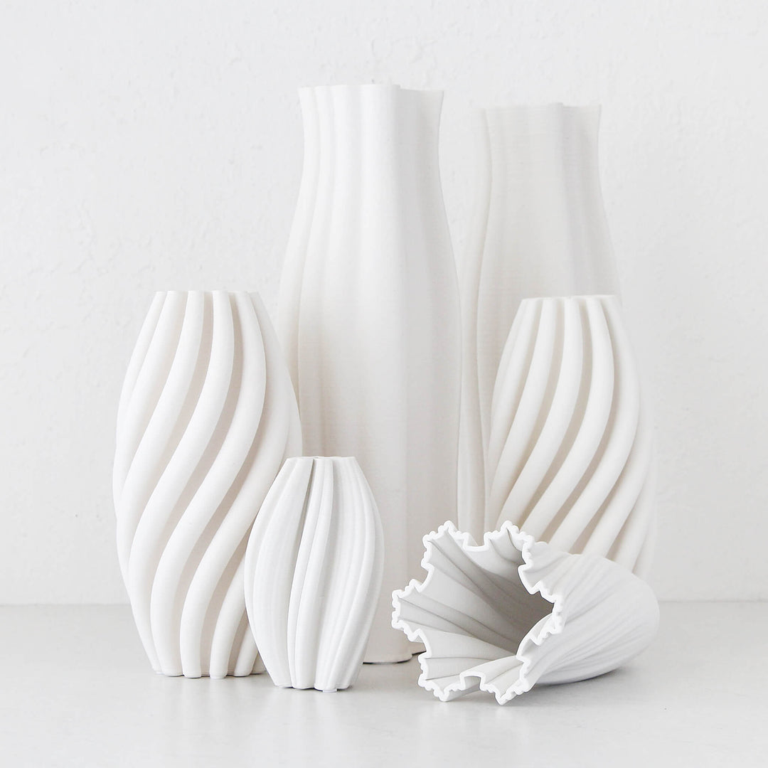 MATTE WHITE VASE COLLECTION