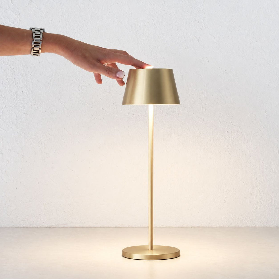VILLEBOIS RECHARGEABLE INDOOR/OUTDOOR LED LANTERN  |  ANTIQUE BRASS